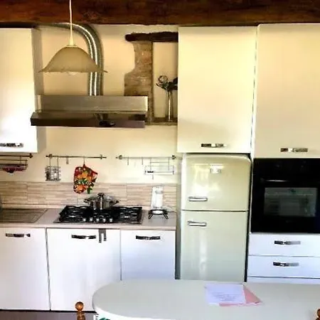 La Rosa Apartment *